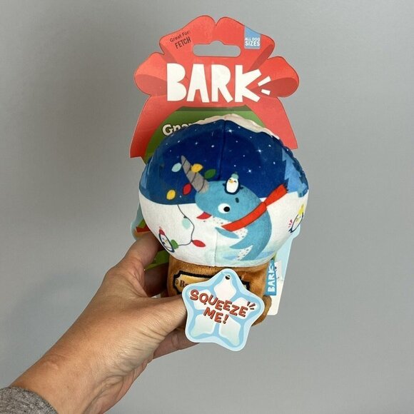 New Bark Gnawty or Nice Narwhal Snow Globe Barktic Chill Plush Dog Toy Barkbox - Picture 12 of 13